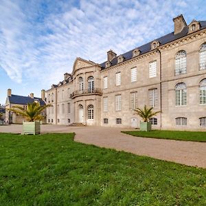 Les Caleches De L'Hotel De Beaumont